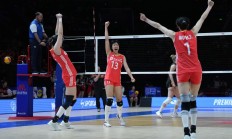 爱游戏:世界女排联赛北京站揭幕 新一届中国女排首秀迎开门红